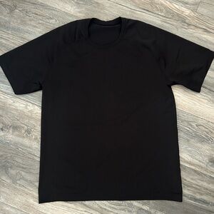 Lululemon men’s vent tech black short sleeve shirt size large